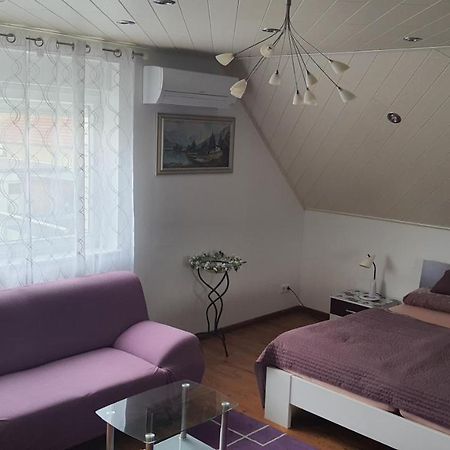 Nettes 2- Zimmer Apartment Зенде Екстериор снимка