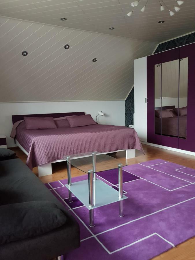 Nettes 2- Zimmer Apartment Зенде Екстериор снимка